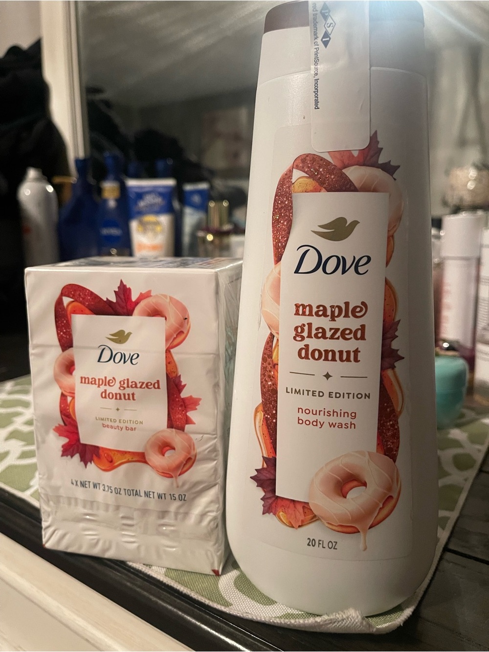 Dove Maple Glazed Donut Nourishing Body Wash - White